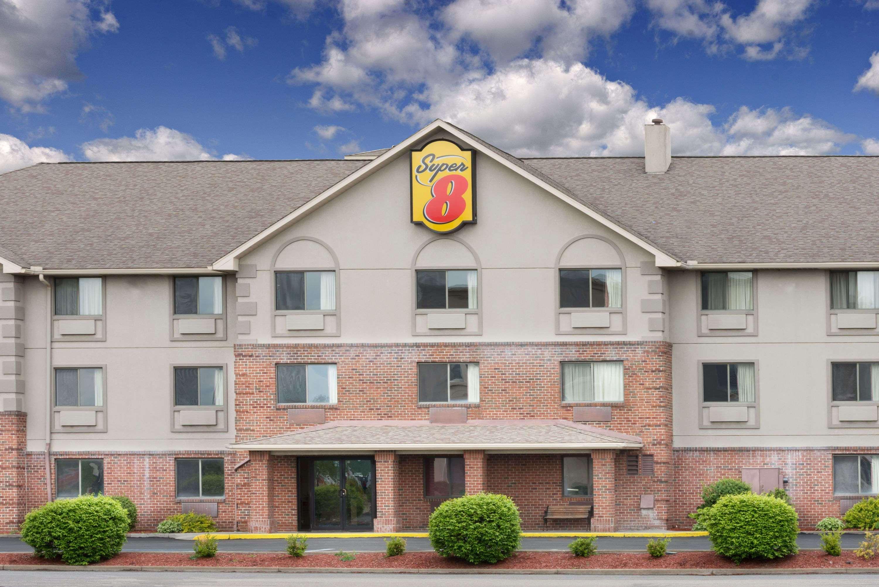 Super 8 By Wyndham Morgantown Hotell Eksteriør bilde